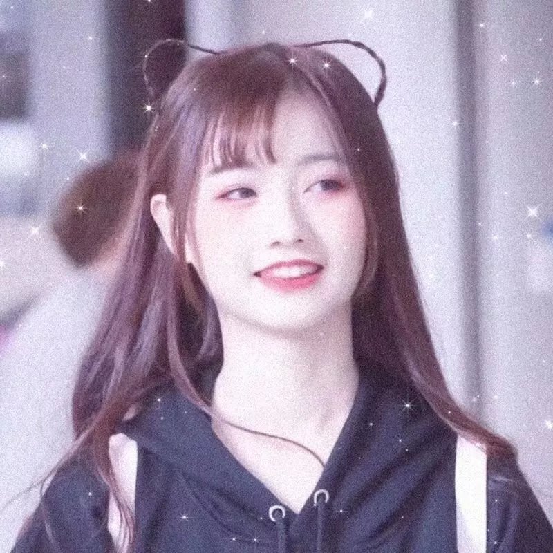 站起来的女孩